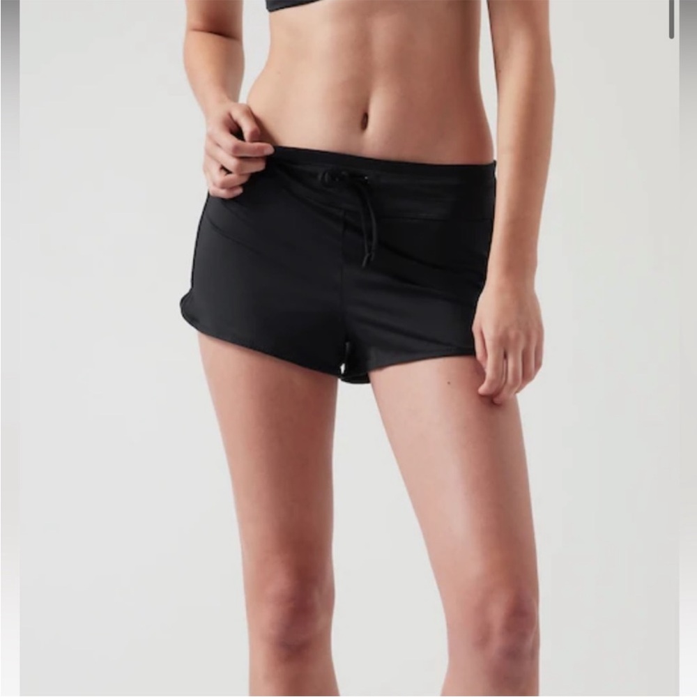 Athleta Swim Surge Short in Black. Size XS.